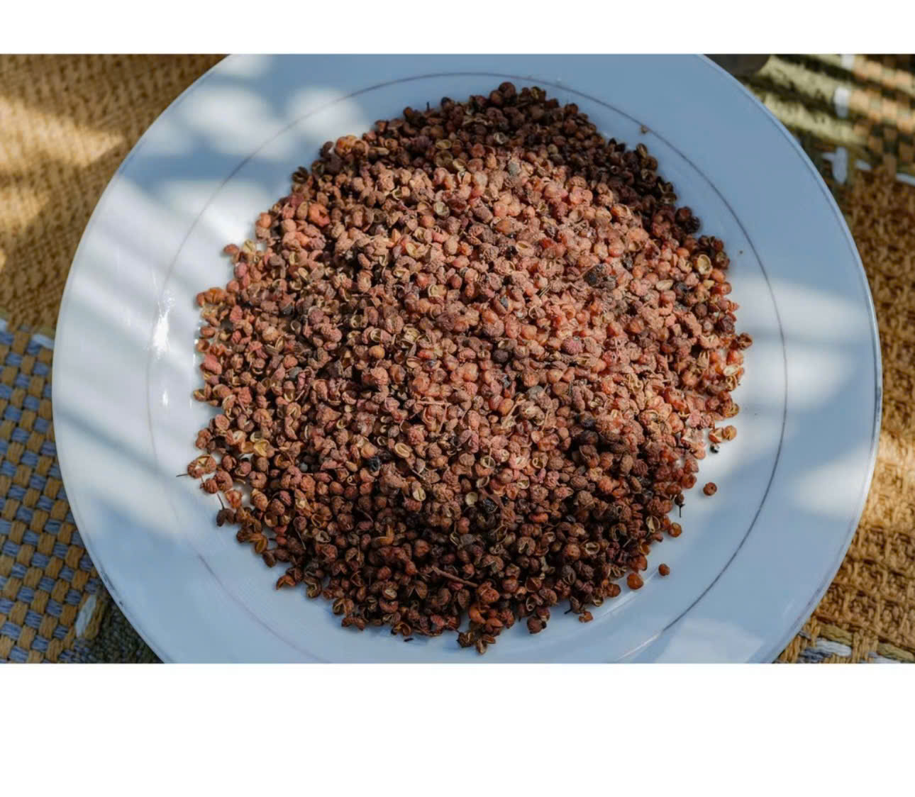 Xuyên tiêu đỏ/Hoa tiêu đỏ